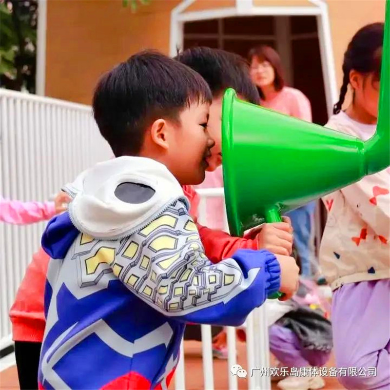 幼兒園傳聲筒